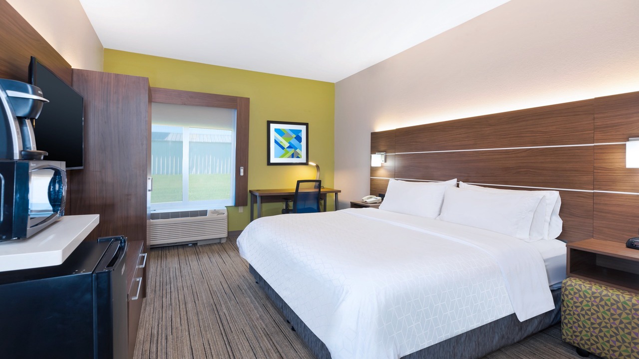 Photo of Bedroom in Three Rivers