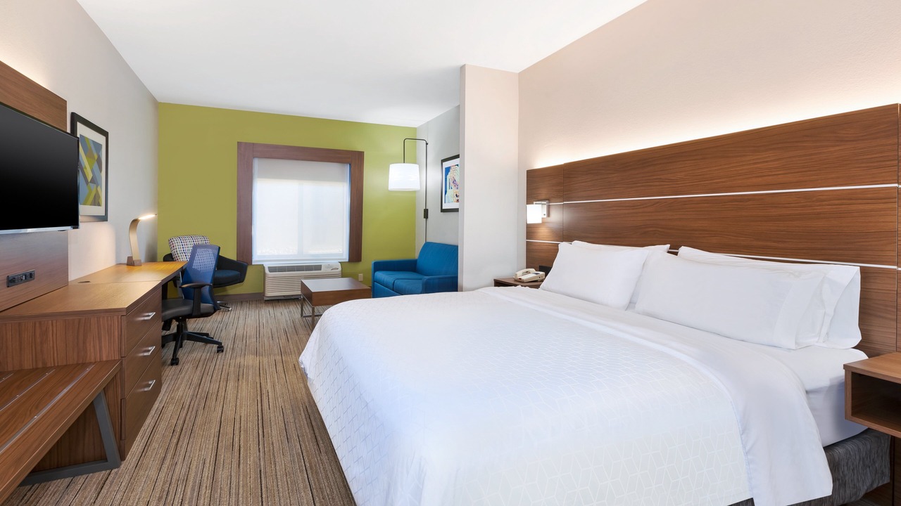 Photo of Bedroom in Three Rivers