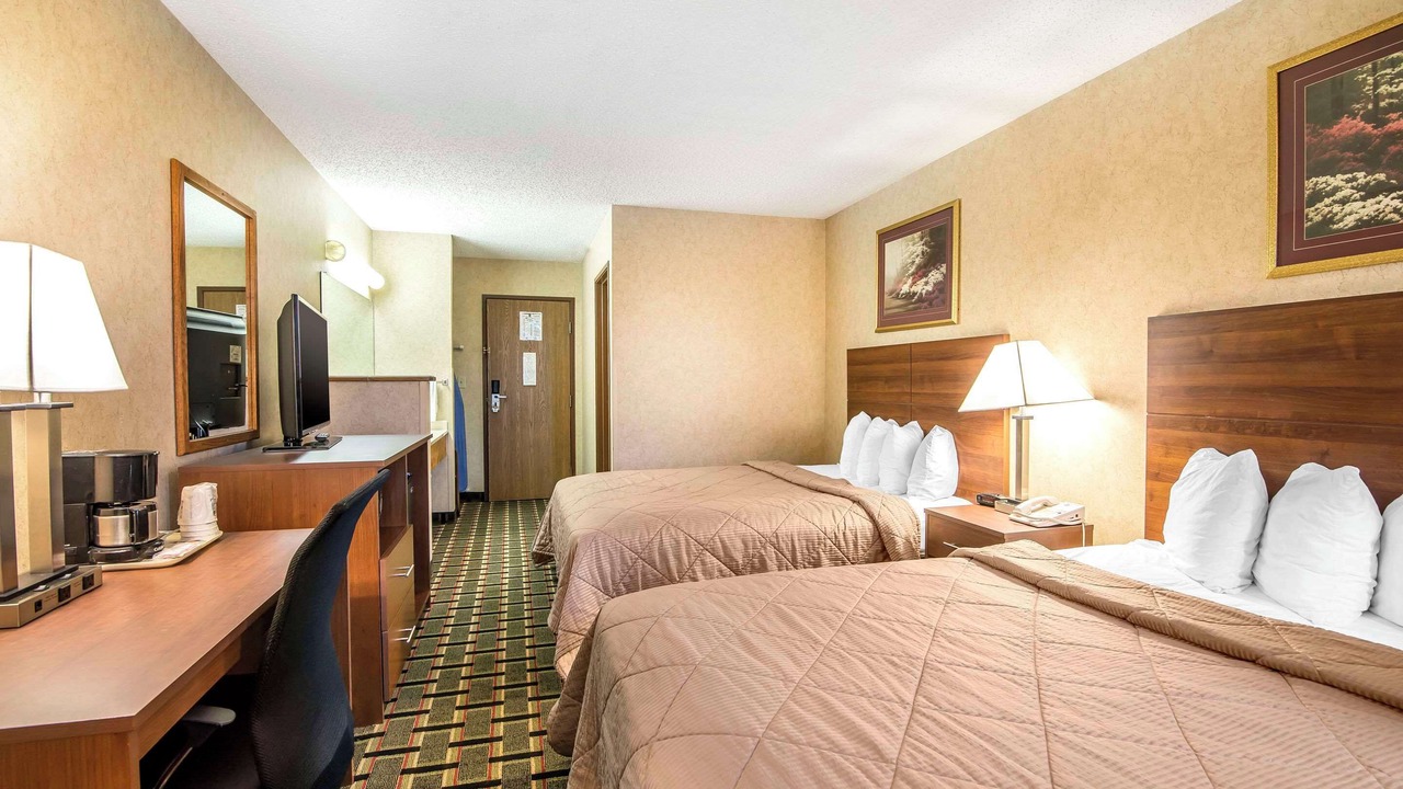 Photo of Bedroom in Raton
