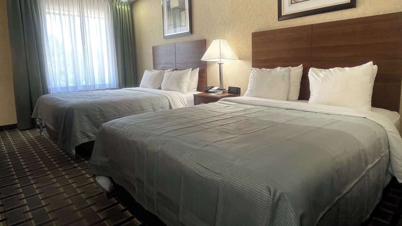 Photo of Bedroom in Raton