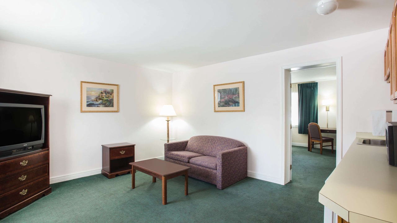 Photo of Bedroom in Lake George