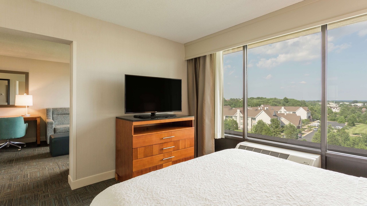 Photo of Bedroom in Lakeview