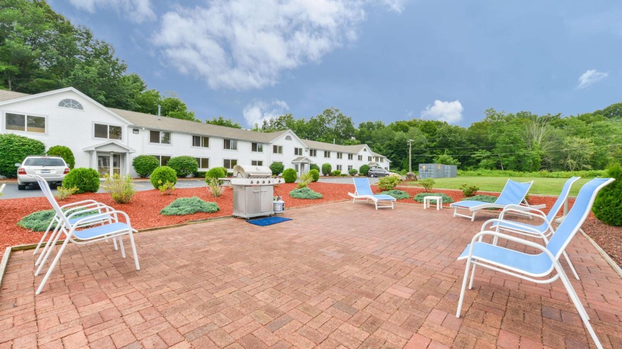 Photo of Patio Balcony in Mansfield Center