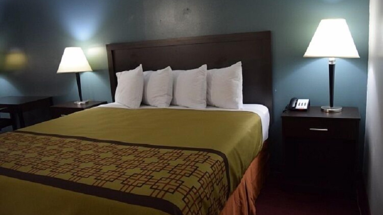 Photo of Bedroom in Nokomis