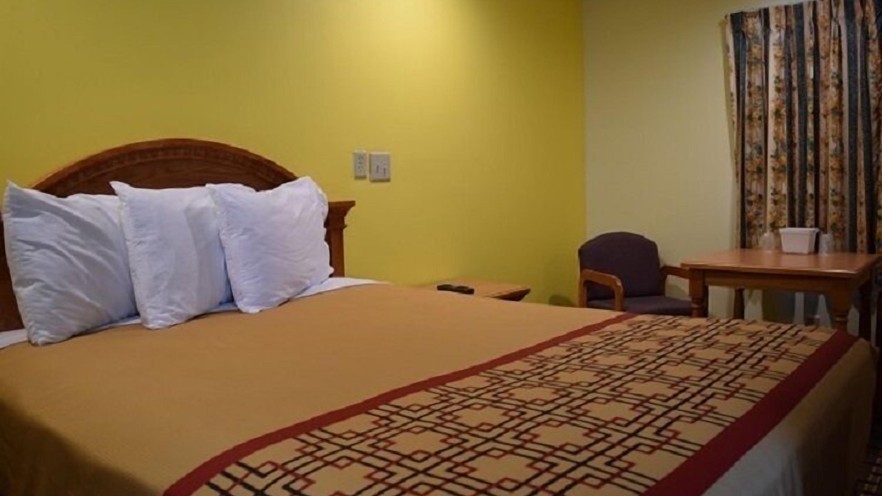 Photo of Bedroom in Nokomis