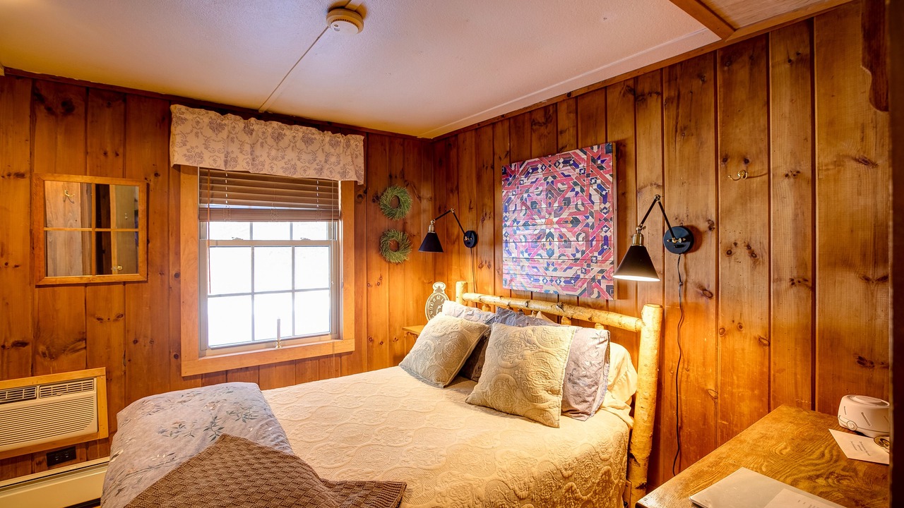 Photo of Bedroom in Stowe Area