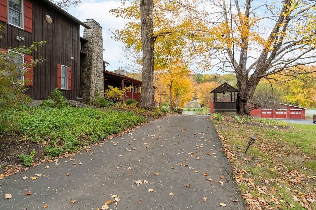 Photo of Outdoor in Woodbury