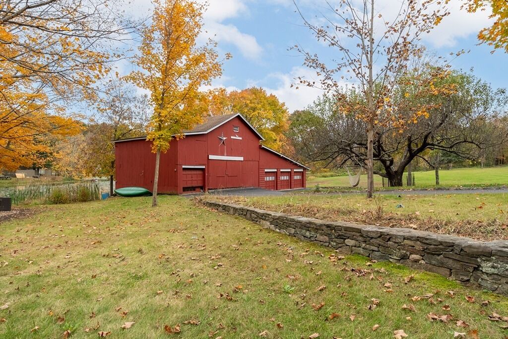 Photo of Outdoor in Woodbury