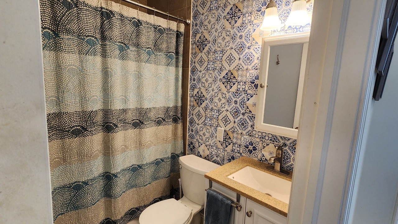 Photo of Bathroom in Town of Hastings