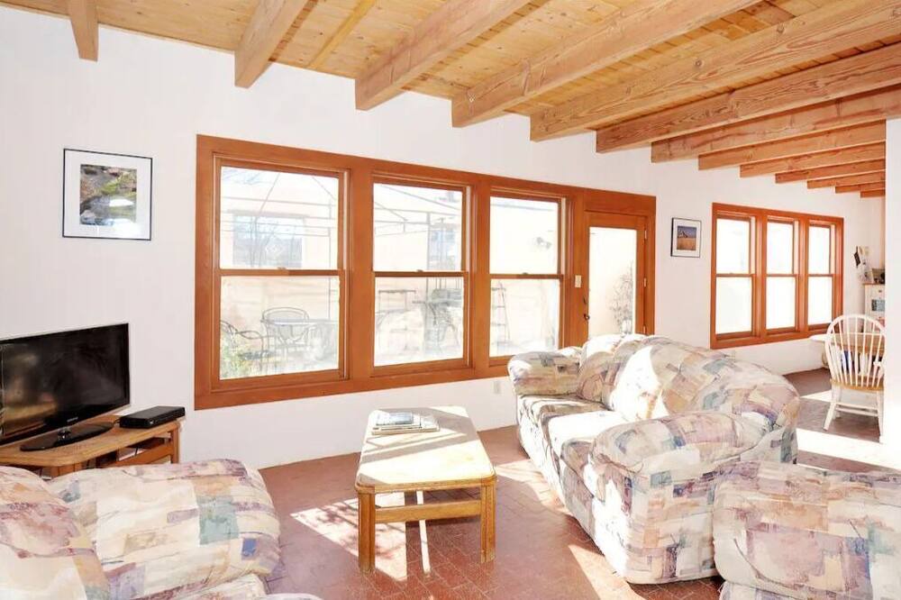 Photo of Livingroom in El Rancho