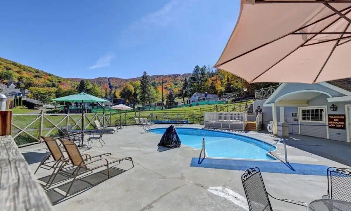Photo of Outdoor in Hancock