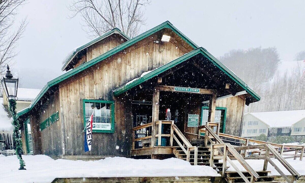 Photo of Outdoor in Hancock