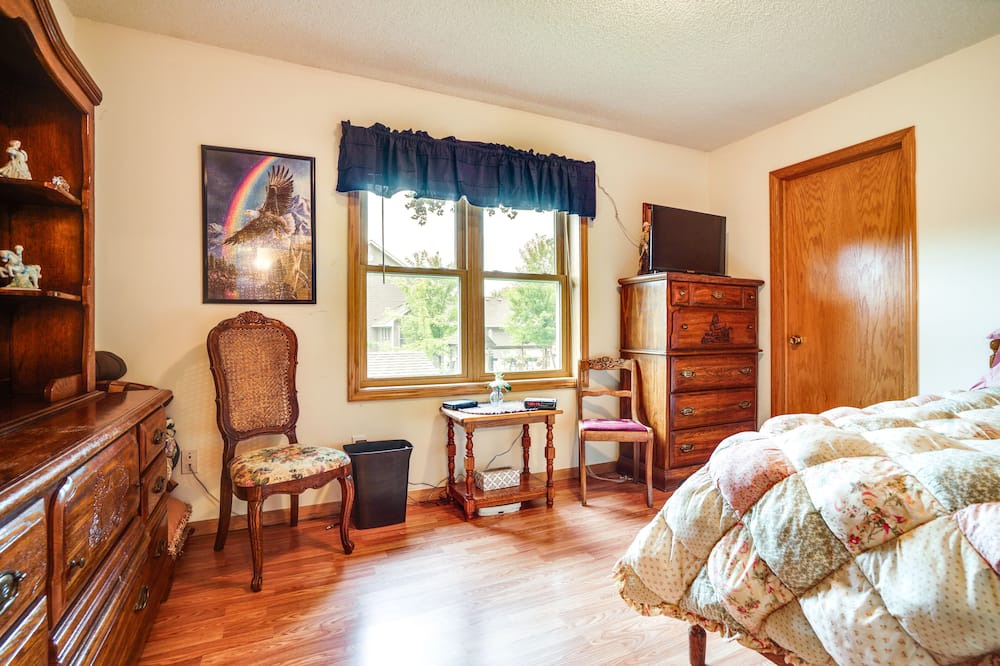 Photo of Bedroom in Loretto