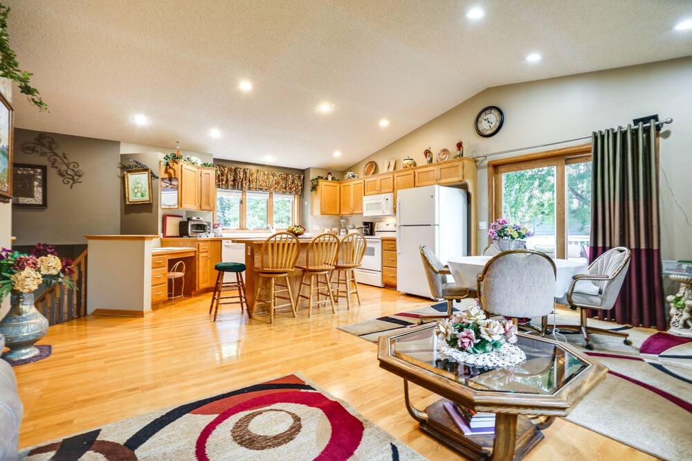 Photo of Livingroom in Loretto