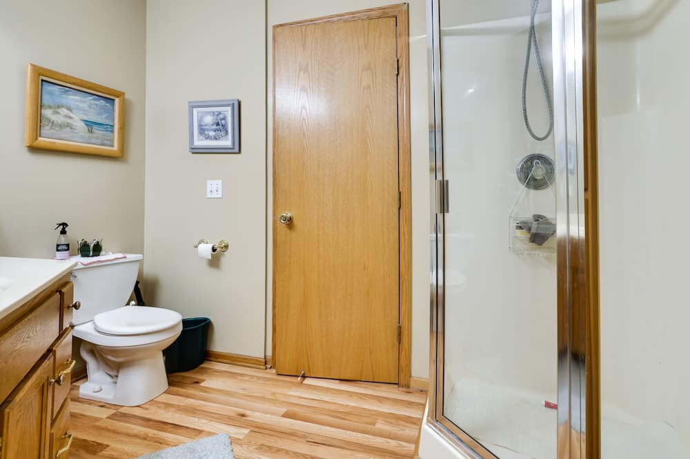 Photo of Bathroom in Loretto