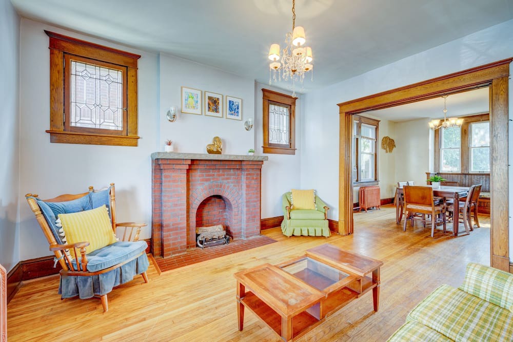 Photo of Livingroom in Cumberland