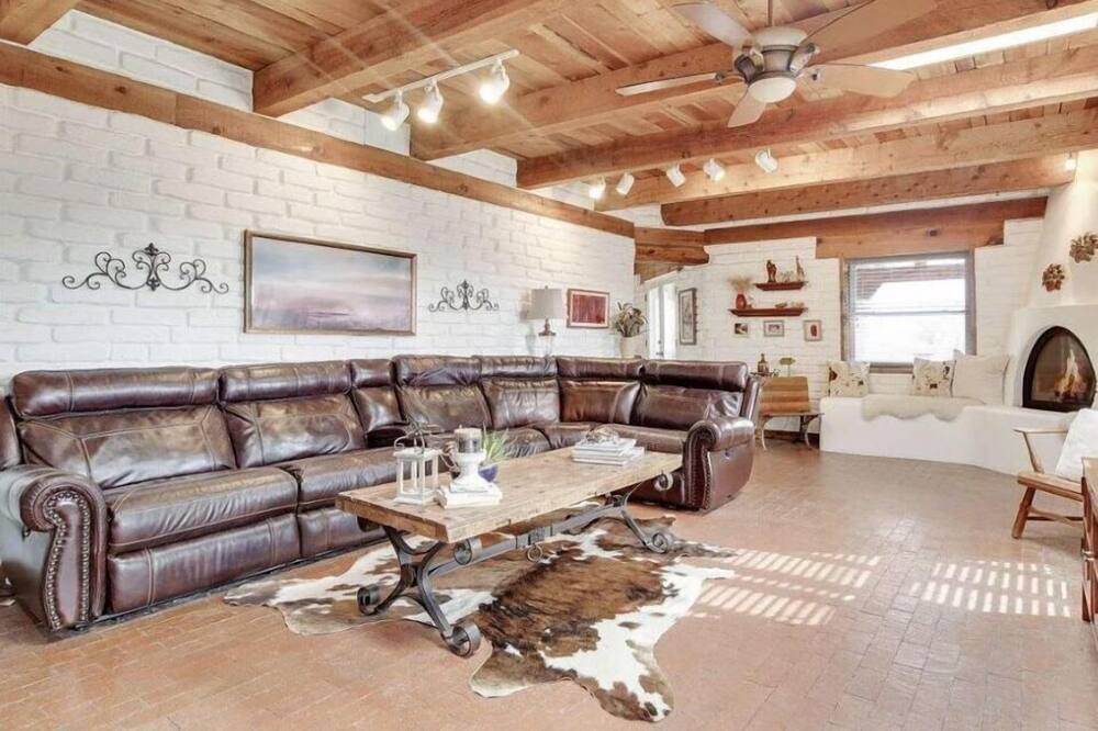 Photo of Livingroom in Corrales