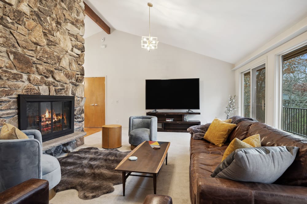 Photo of Livingroom in North Oaks