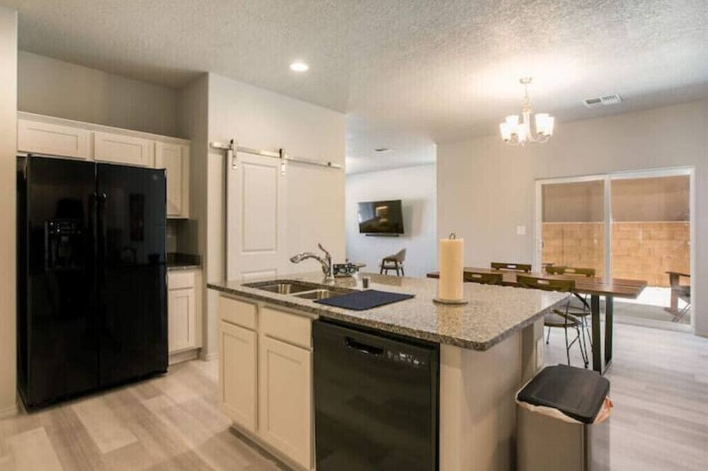 Photo of Kitchen in Mesa Del Sol Innovation Park