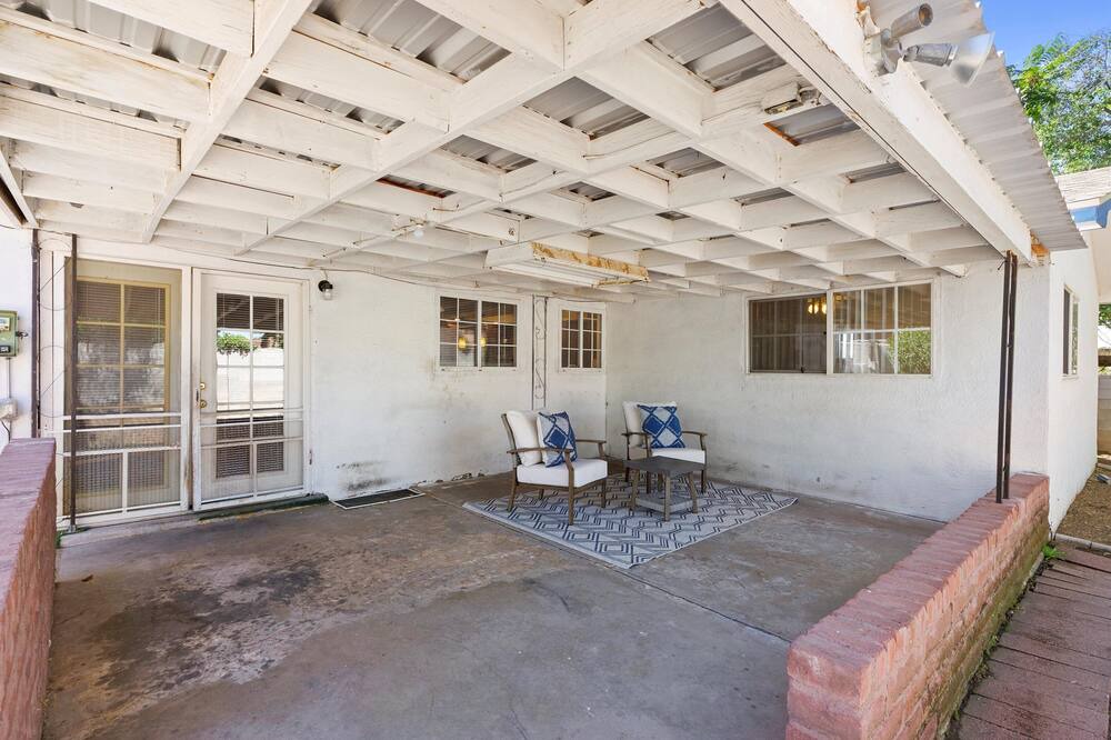 Photo of Others in Raynolds Addition