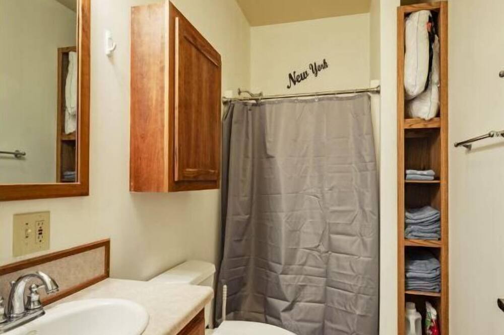Photo of Bathroom in De Soto
