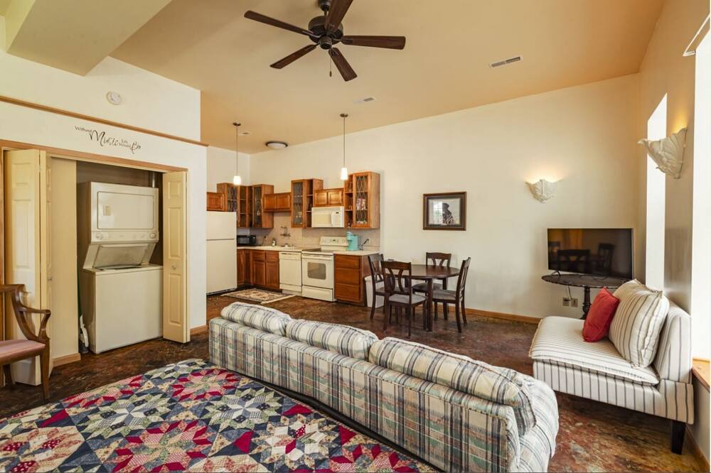 Photo of Livingroom in De Soto