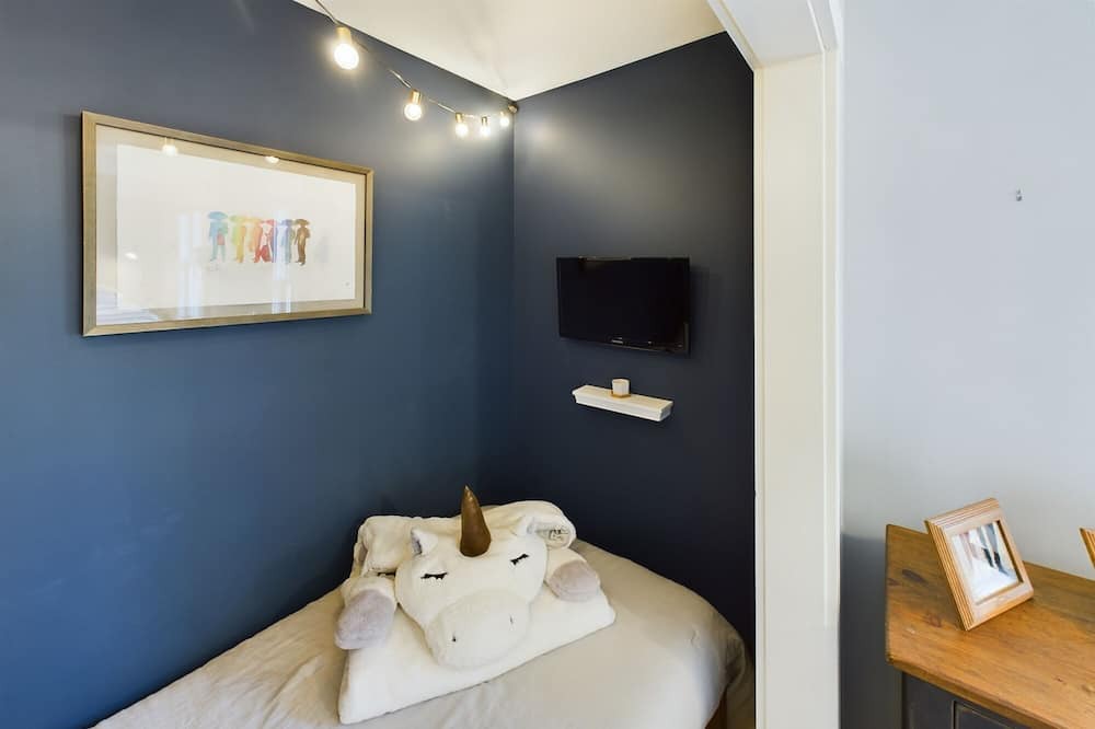 Photo of Bedroom in Underhill
