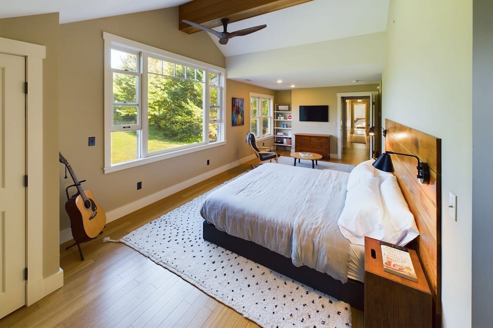 Photo of Bedroom in Underhill