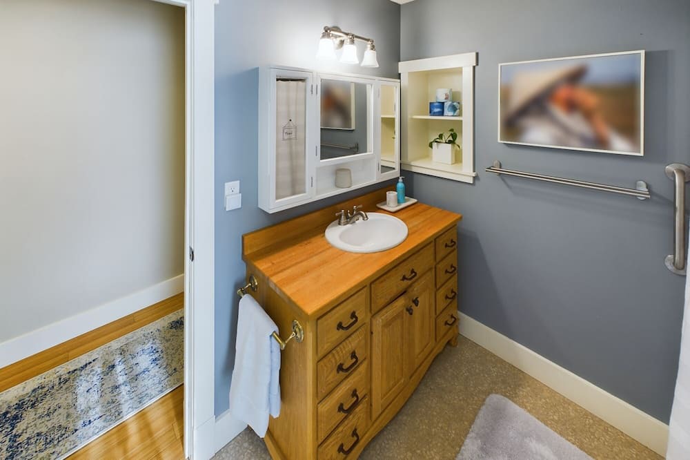 Photo of Bathroom in Underhill