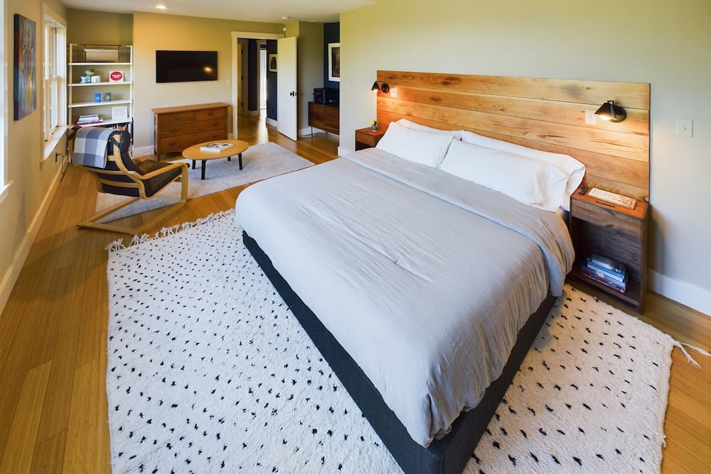 Photo of Bedroom in Underhill