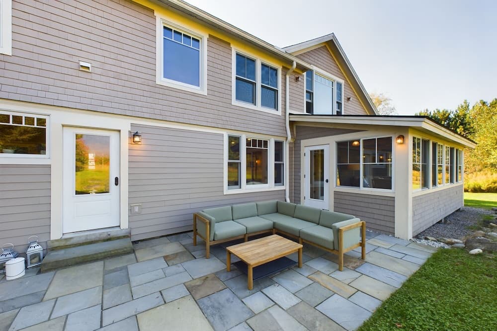 Photo of Patio Balcony in Underhill