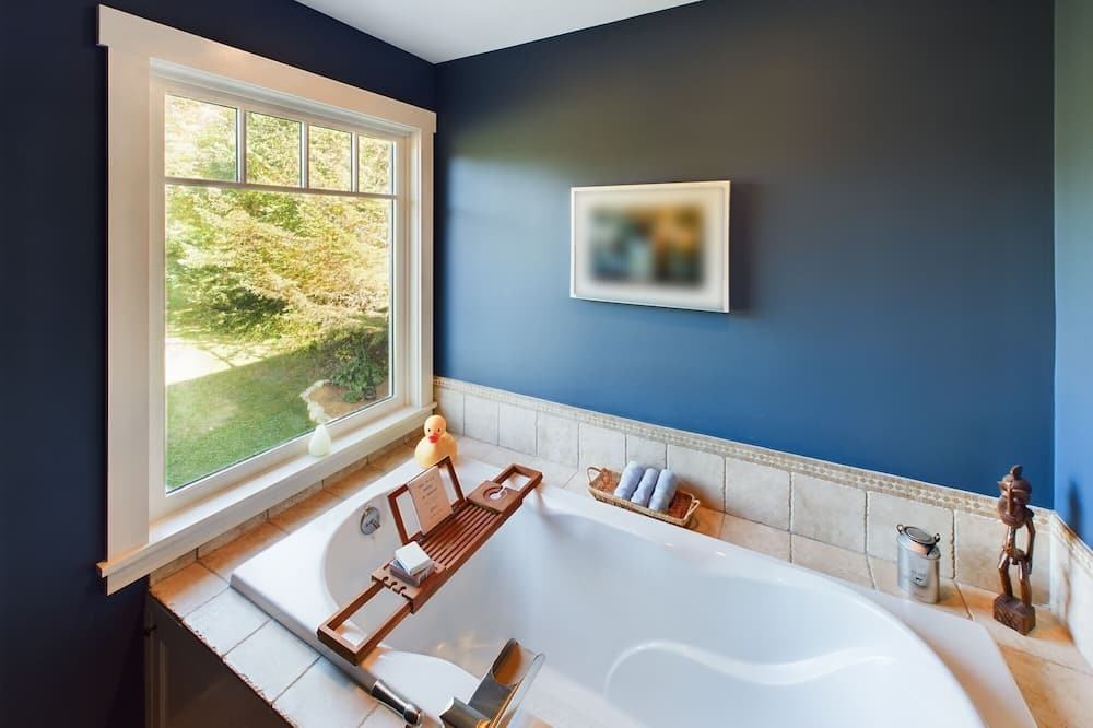 Photo of Bathroom in Underhill