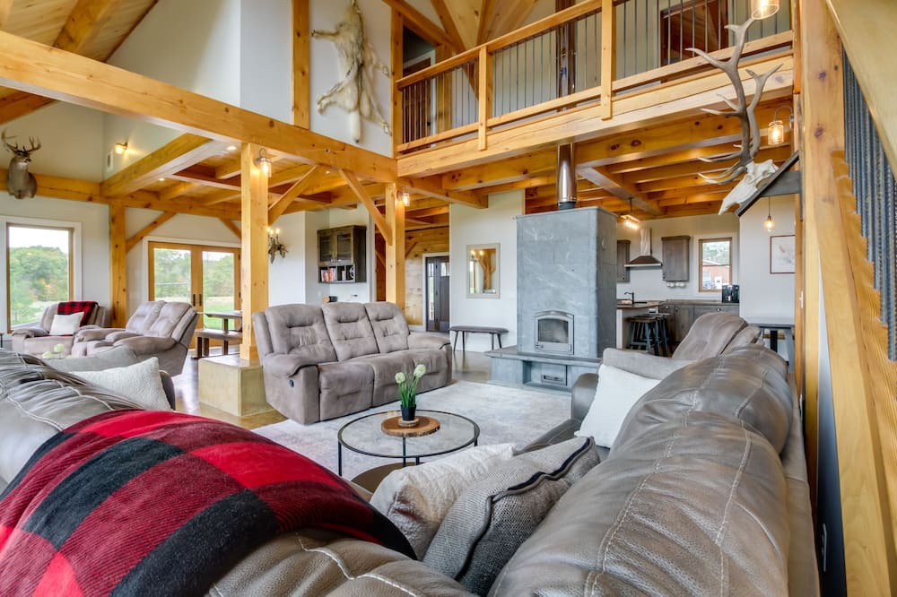 Photo of Livingroom in Osage