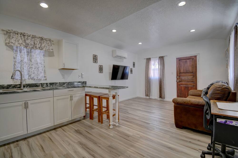 Photo of Kitchen in Raynolds Addition