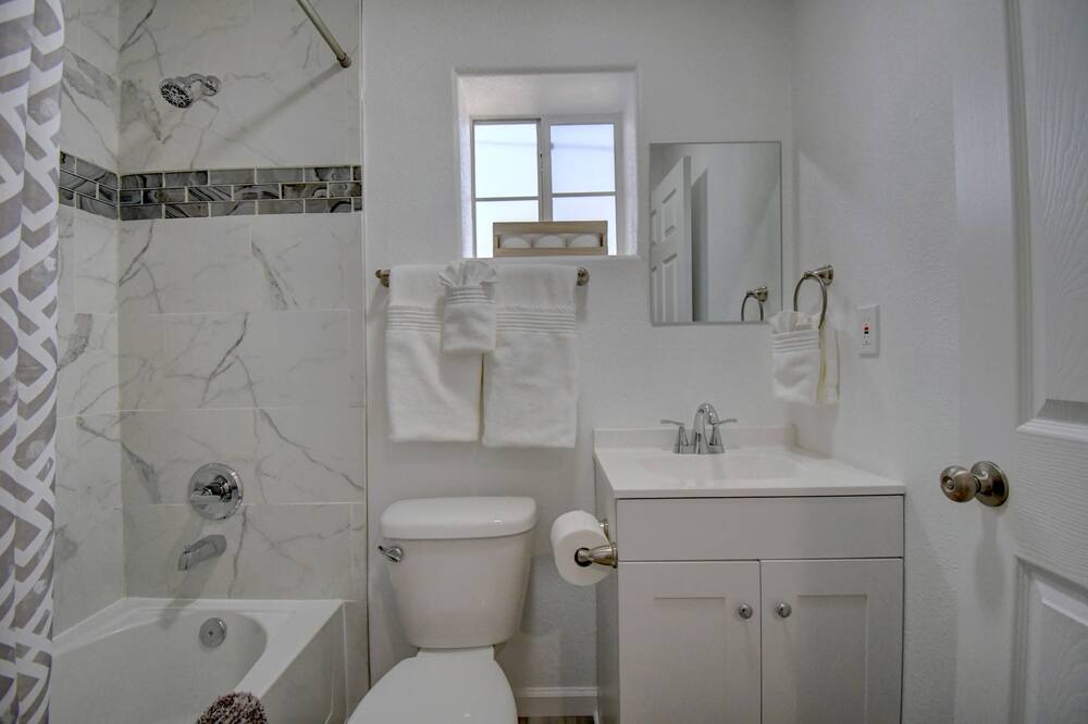 Photo of Bathroom in Raynolds Addition