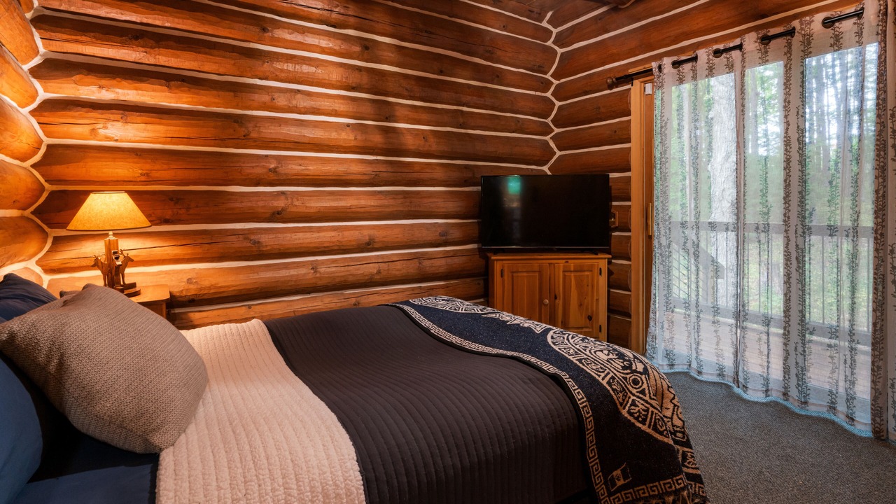 Photo of Bedroom in Boyne City