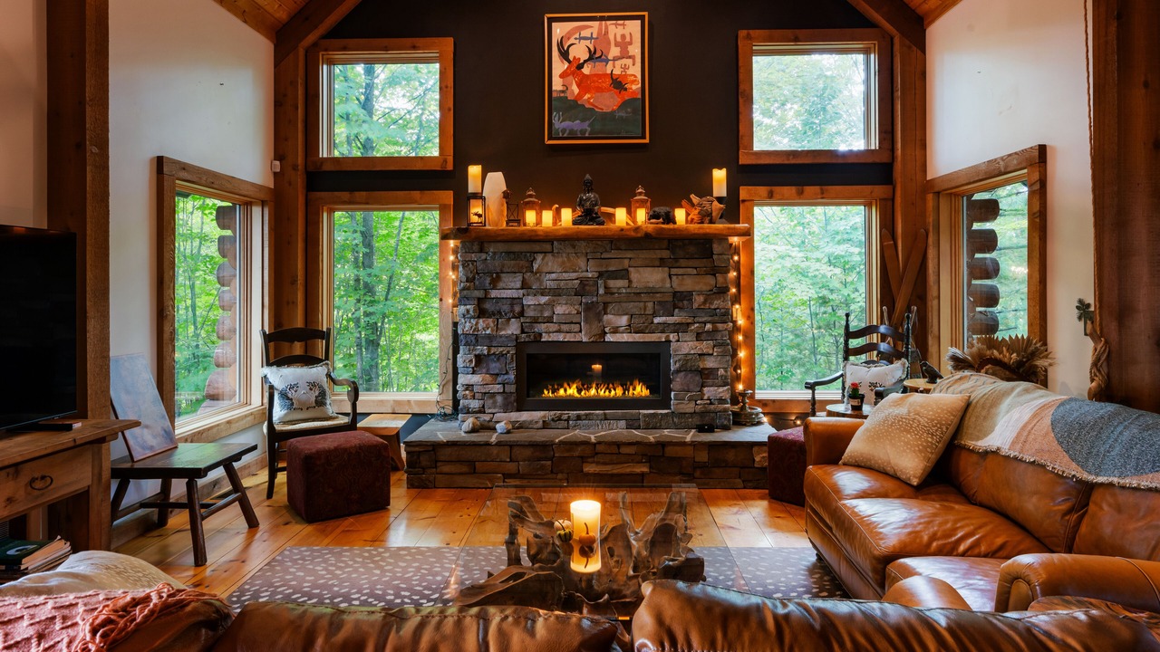Photo of Livingroom in Boyne City