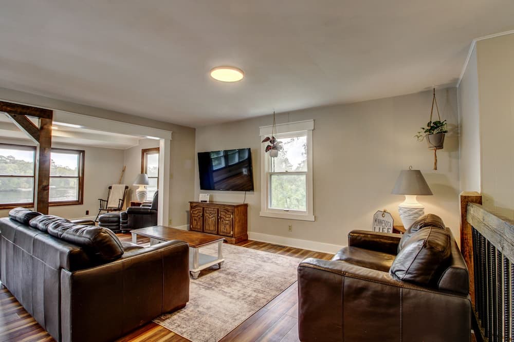 Photo of Livingroom in Osage