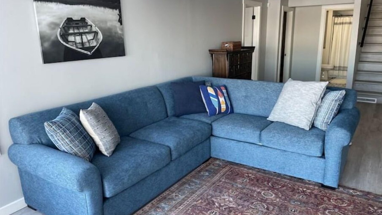 Photo of Livingroom in Madison Lake