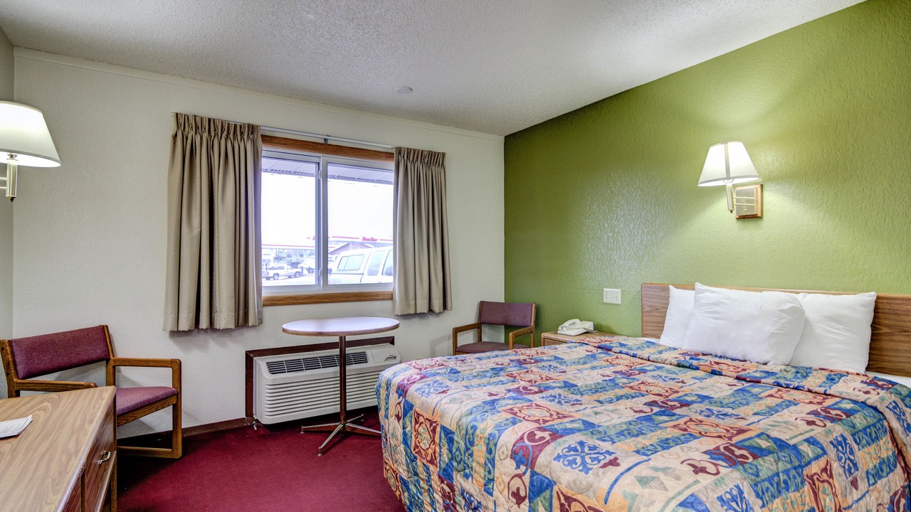 Photo of Bedroom in Bloomer