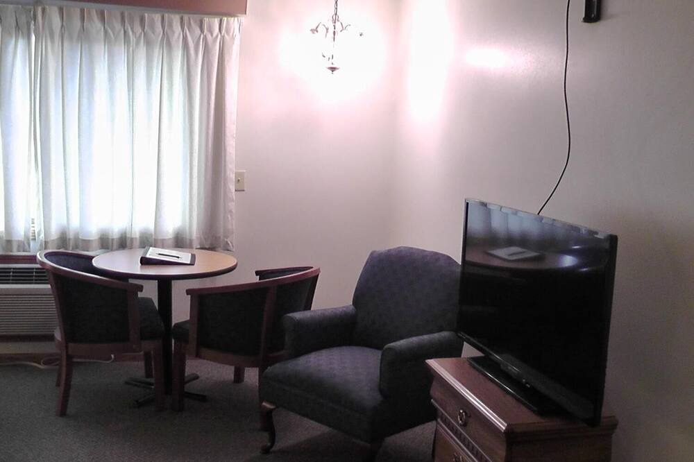 Photo of Livingroom in Hixton