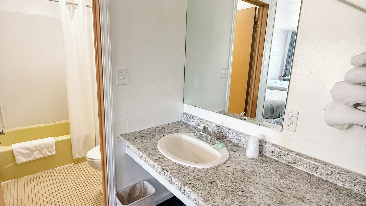 Photo of Bathroom in Antigo