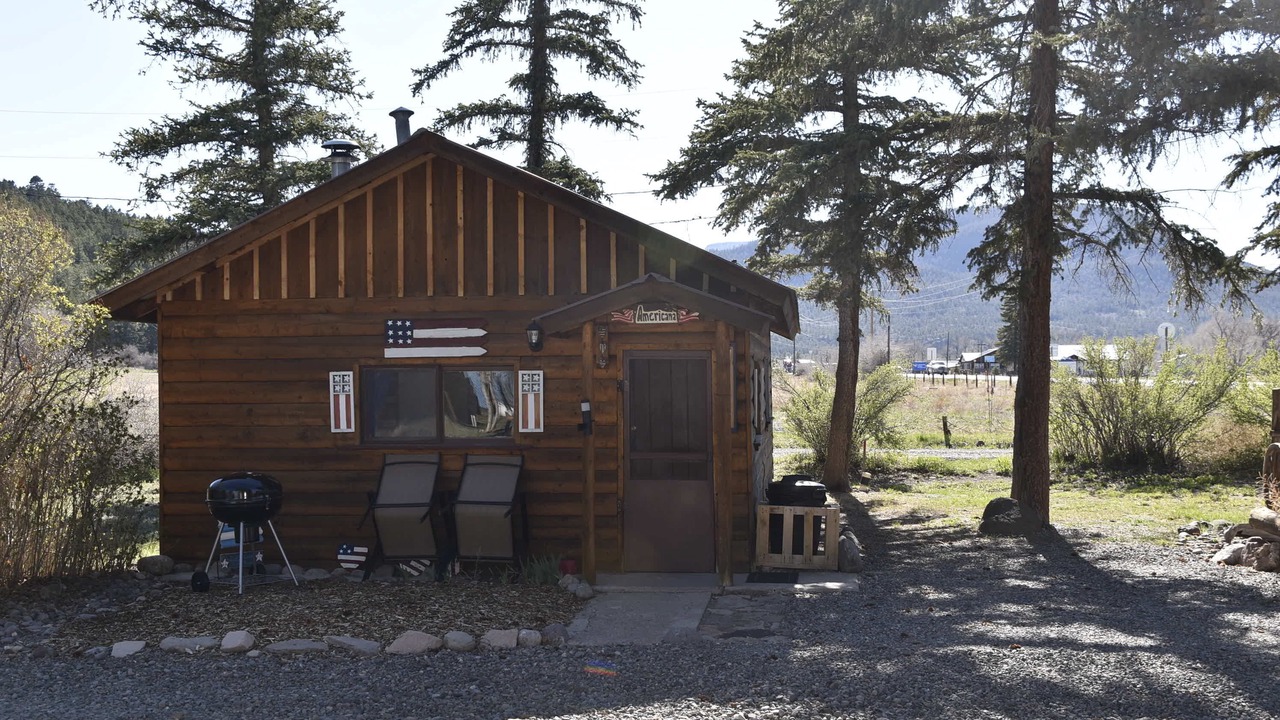 Photo of Buildings in South Fork