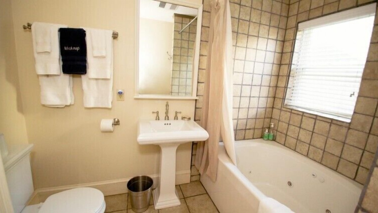 Photo of Bathroom in Canton