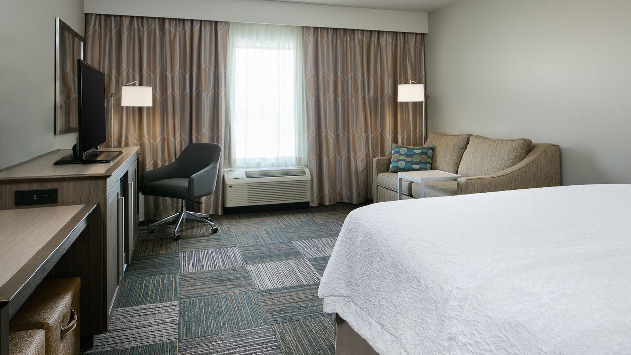 Photo of Bedroom in Mason City