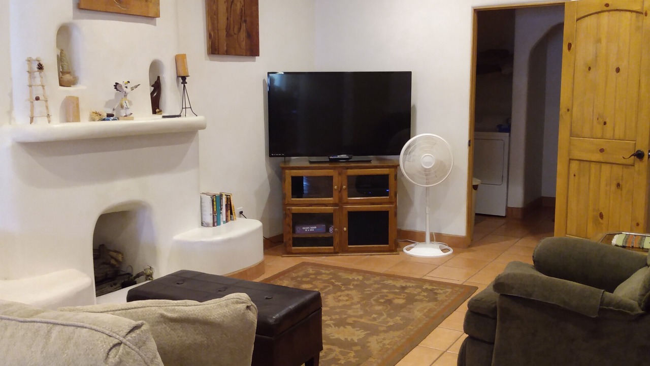 Photo of Livingroom in Taos