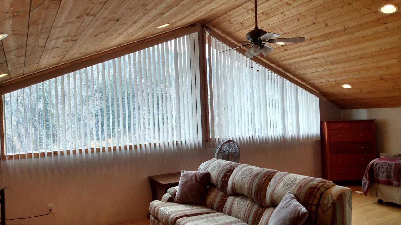 Photo of Livingroom in Taos