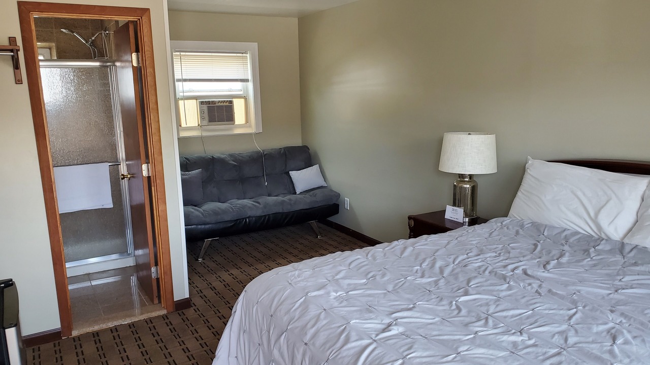 Photo of Bedroom in Plattsburgh