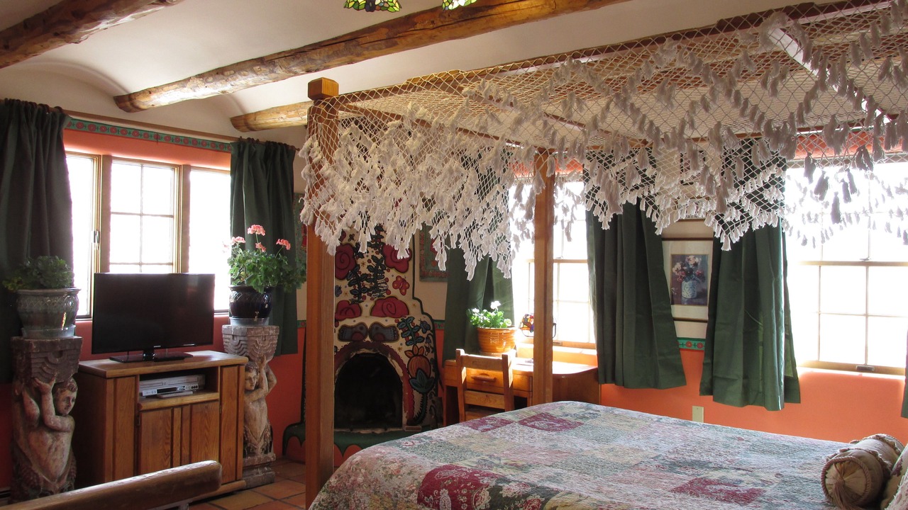 Photo of Bedroom in Taos