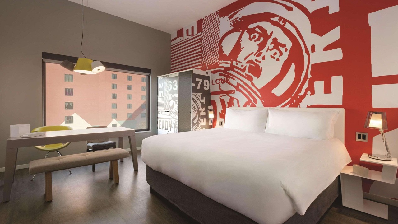 Photo of Bedroom in Downtown East